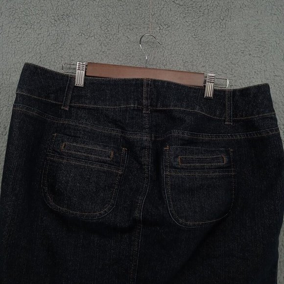 Torrid Shorts Womens 16 Blue Dark Wash Denim Jeans Pencil Skirt Casual Summer‎ - Picture 3 of 7